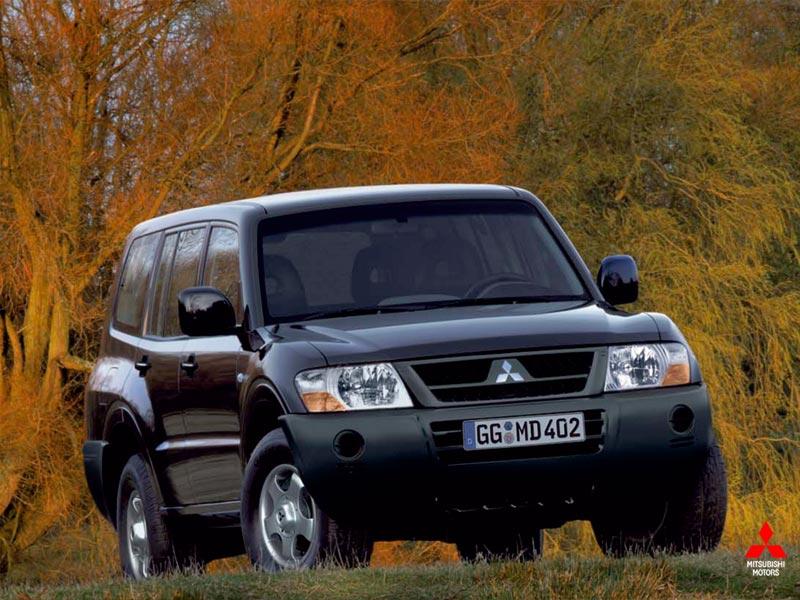 Fotky: Mitsubishi Pajero 2.5 TD Classic Long (foto, obrazky)