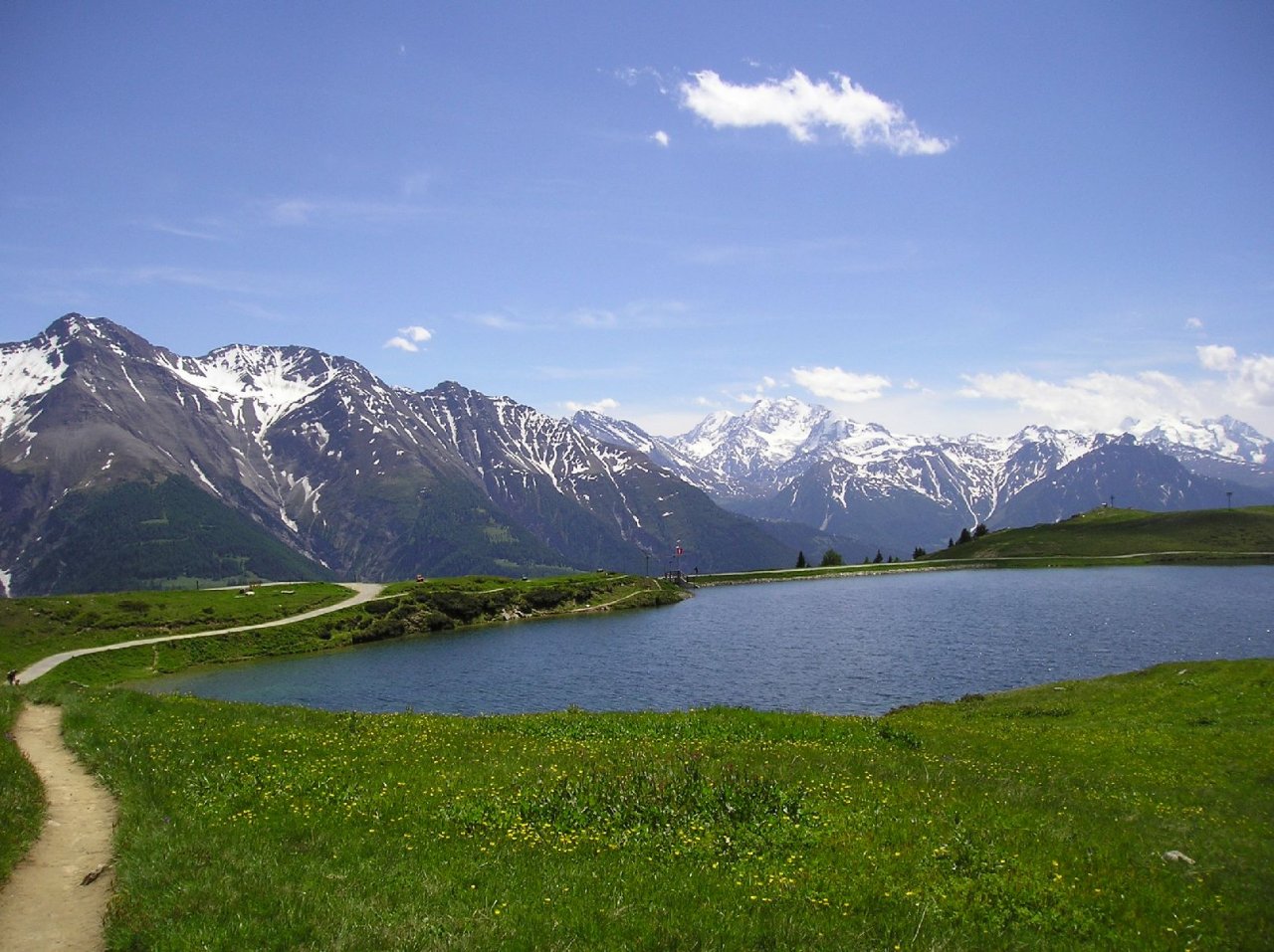 Foto: alpsk jezero