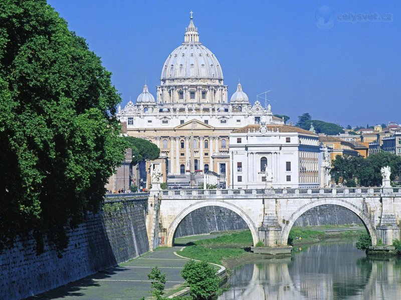 Foto: St Peters Basilica, Rome, Italy